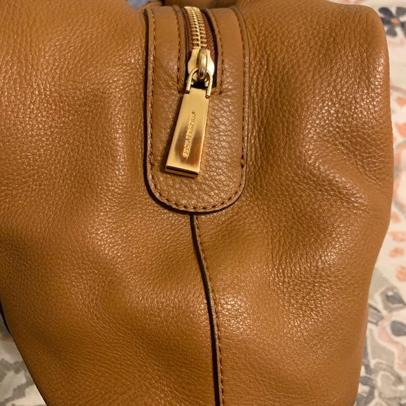 Michael Kors Fulton Shoulder Bag - Picture 4 of 14